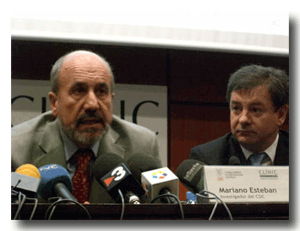 Los doctores Mariano Esteban y Juan Carlos López Bernardo 
