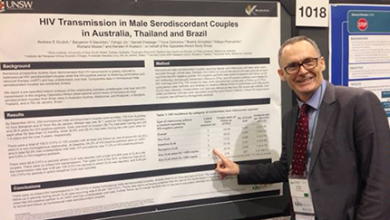 Andrew Grulich, en la CROI 2015. Imagen perteneciente a The Kirby Institute (http://kirby.unsw.edu.au). 