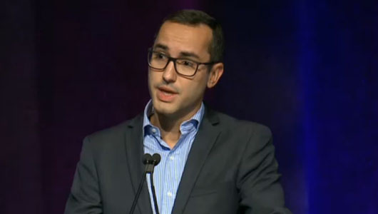 Álvaro Borges, en su intervención en la CROI 2016. Crédito de la imagen: www.croiwebcasts.org.