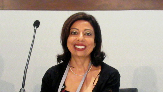 Monica Gandhi, en su intervención en la CROI 2018. Foto: Liz Highleyman. 
