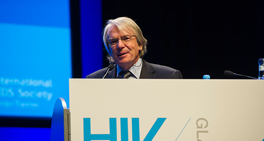 Josep Gatell, en su intervención en HIV Glasgow. Imagen cortesía de Terapia Farmacológica del VIH, Glasgow 2014 (hivglasgow.org)