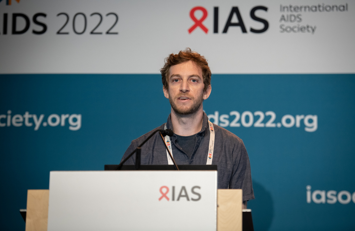 El doctor Avi Kenny en la AIDS 2022. Photo ©Steve Forrest/Workers’ Photos/IAS. 