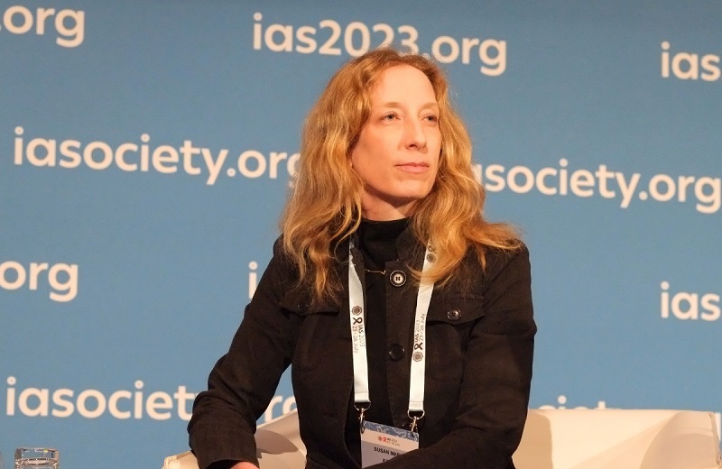 La doctora Susan Kiene en la IAS 2023. Foto: Roger Pebody. 