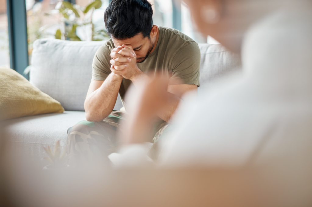 Ayudar a alguien con problemas emocionales o de salud mental